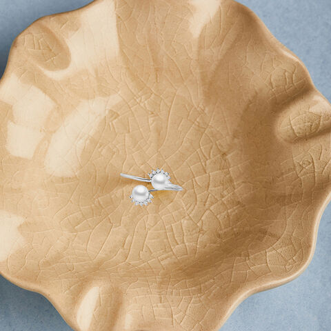 Graceful Pearl Silver Ring
