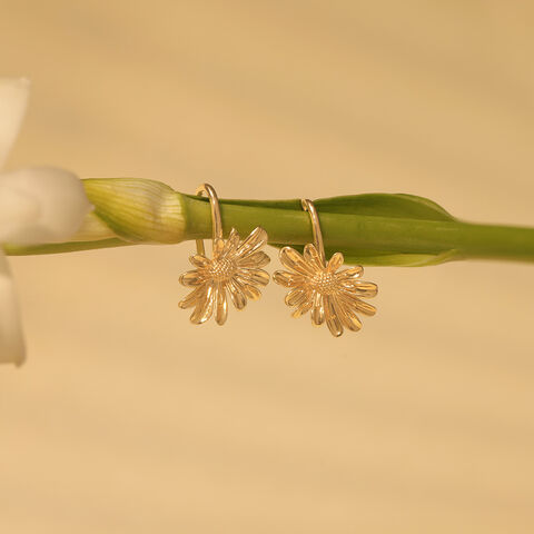 Dainty Daisy Gold Hoop Earrings