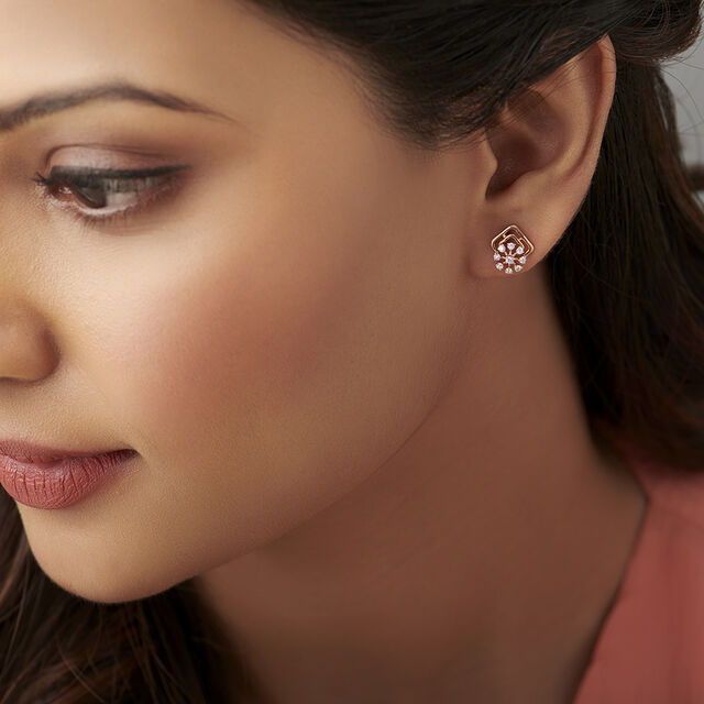 Graceful Floral Diamond Stud Earrings,,hi-res image number null