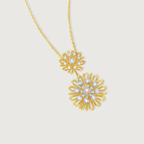 Everbloom Daisy Diamond Pendant
