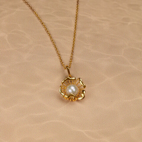 Floral Whispers 14 Kt Gold & Pearl Pendant