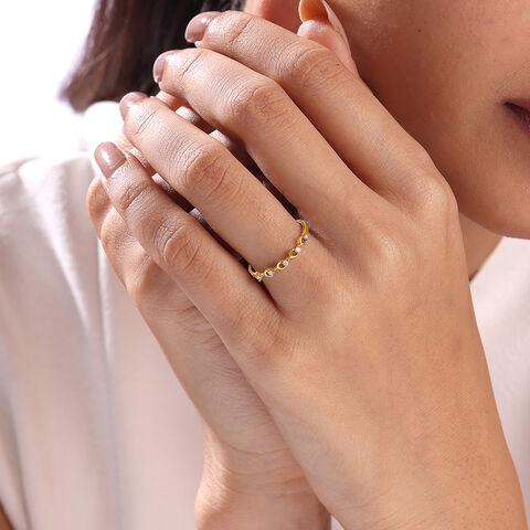 Delicate Loop Gold & Diamond Finger Ring