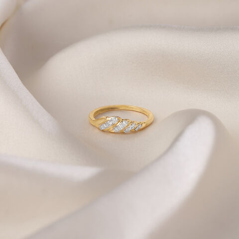 Botanical Tendril 18 Kt Gold & Diamond Ring