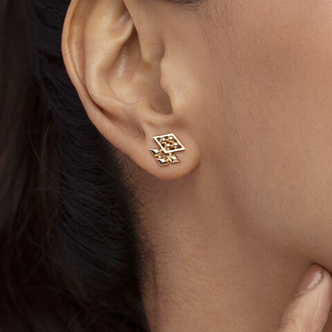 Zigzag Glamorous Gold Stud Earrings