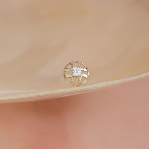 Mirrored Heritage Gold & Diamond Nose Pin