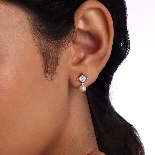 Ivory Charm Diamond & Gold Stud Earrings,,hi-res image number null