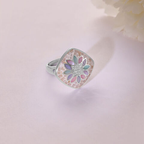 Mother of Pearl Oasis Silver Ring