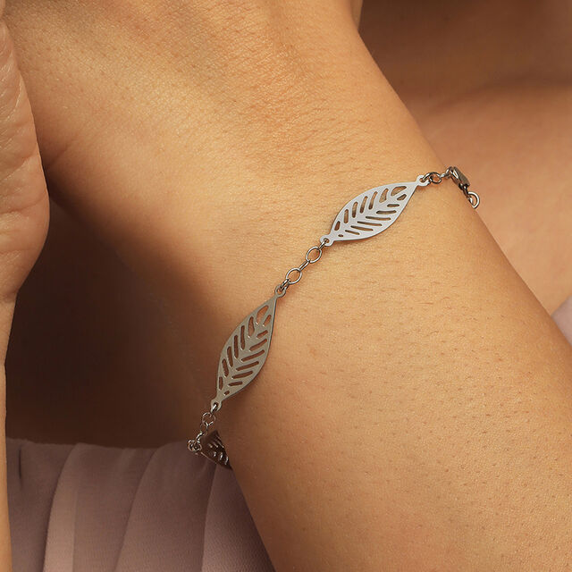 Leafy Shine Silver Bracelet,,hi-res image number null