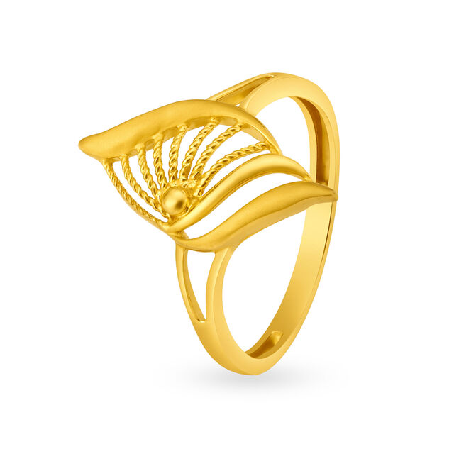 Striking Yellow Gold Conch Finger Ring,,hi-res image number null