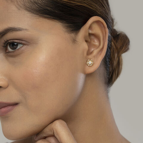 Crochet Bloom Gold and Diamond Stud Earrings
