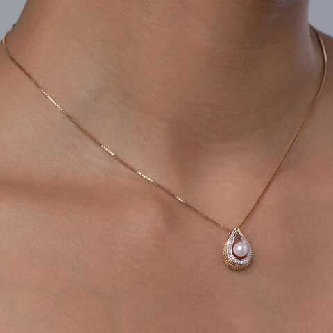 Soft Lustrous Pearl & Diamond Pendant