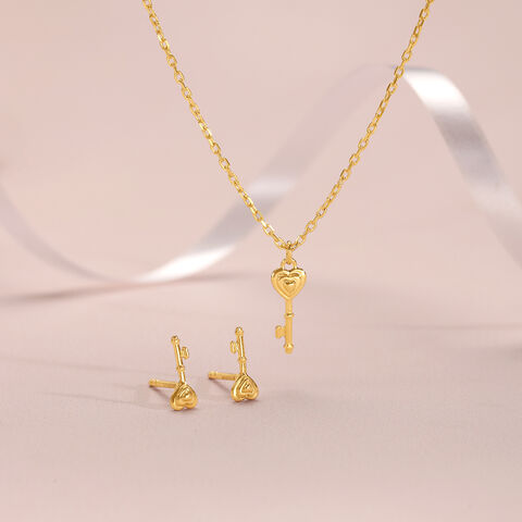 Love Key 14 Kt Gold Necklace Set