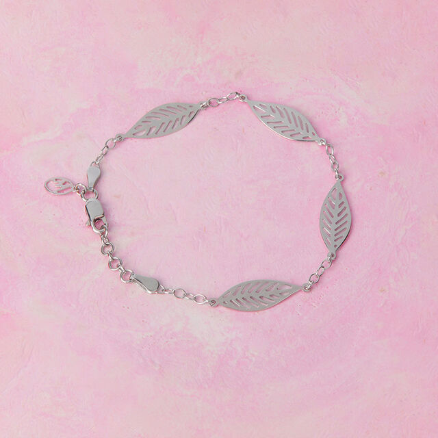 Leafy Shine Silver Bracelet,,hi-res image number null