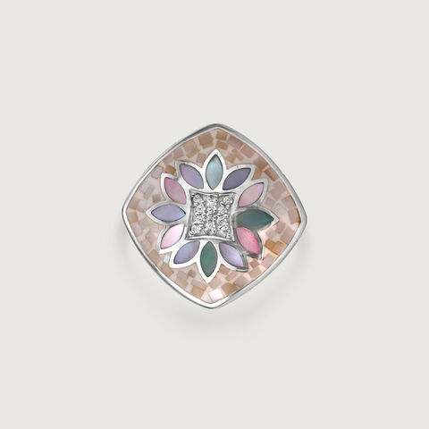 Mother of Pearl Oasis Silver Ring