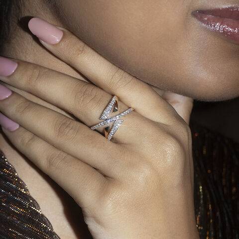 Disco Pulse Gold & Diamond Finger Ring