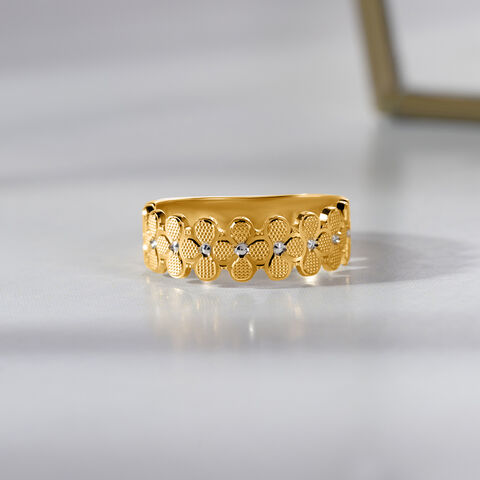 Textured Floral Gold Finger Ring