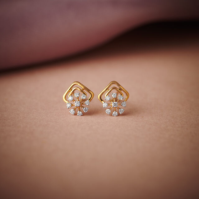 Graceful Floral Diamond Stud Earrings,,hi-res image number null