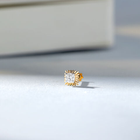Crowning Glory Gold and Diamond Nose Pin