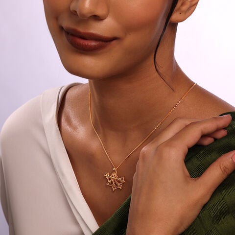 Tarpa Legacy 22KT Gold Pendant