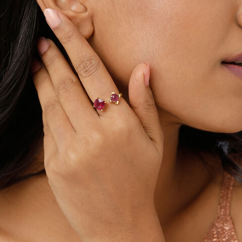 Crimson Clinks  14KT Ruby Finger Ring