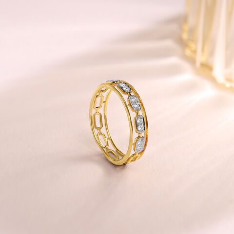 Linked Brilliance Gold & Diamond Ring