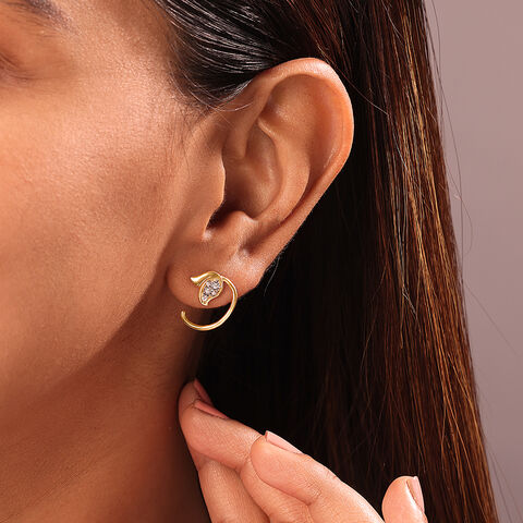 Chic Tulip 14 Kt Gold & Diamond Stud Earrings