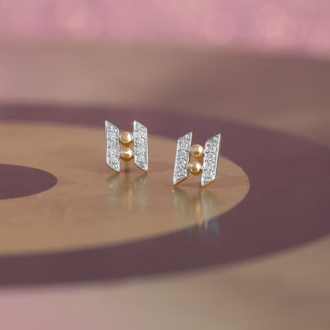 Zigzag Radiance Gold & Diamond Stud Earrings