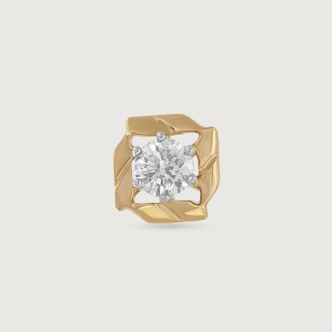 Sparkling Charm Gold and Diamond Nose Pin