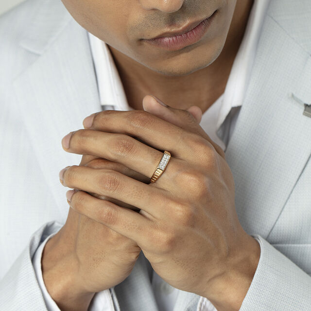 Grooved Glow Gold & Diamond Finger Ring for Men,,hi-res image number null