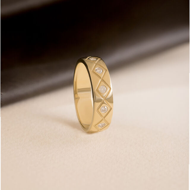 Grided Glitz Gold & Diamond Finger Ring for Men,,hi-res image number null