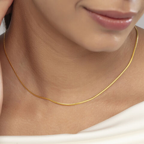 Sleek Twist Gold Chain