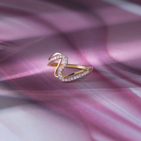 Mystic Wave Gold & Diamond Finger Ring