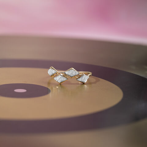 Disco Beat Gold & Diamond Ring