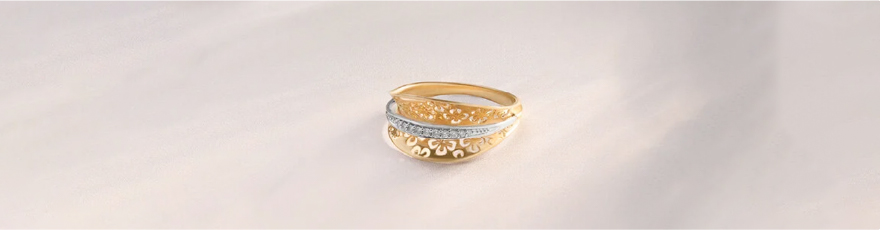 Princess Bloom Diamond Ring