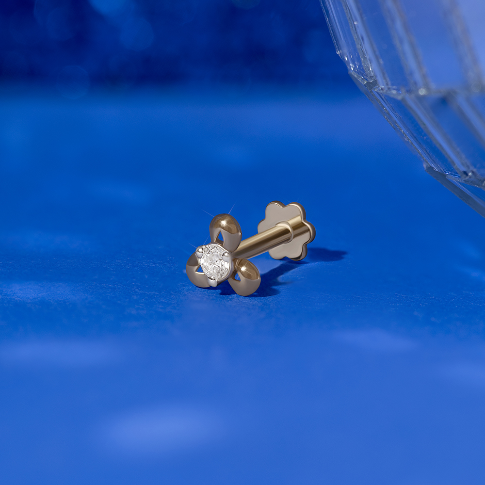 Iconic Shimmer Gold & Diamond Pendant