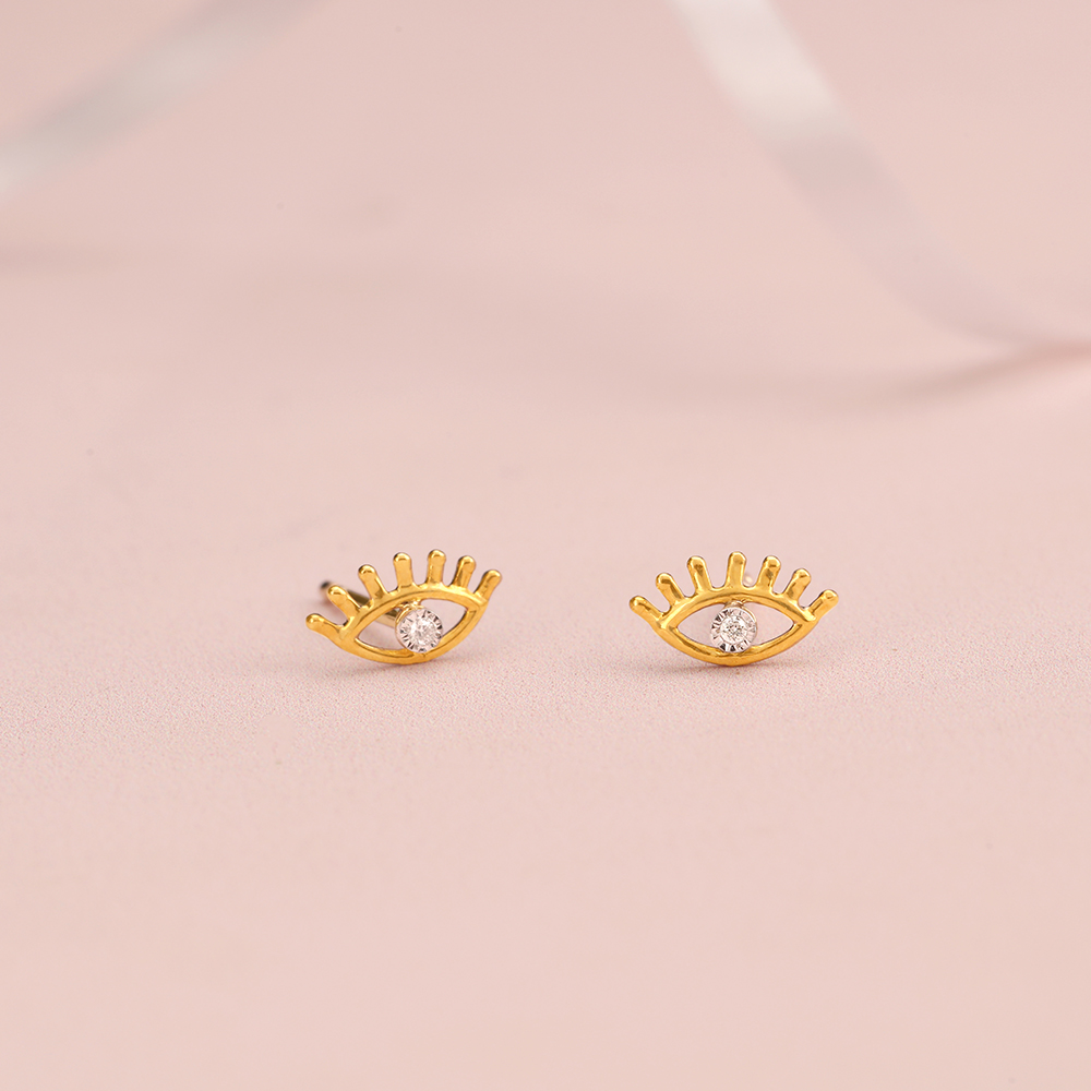 Shimmering Gaze 14 Kt Gold and Diamond Stud Earrings