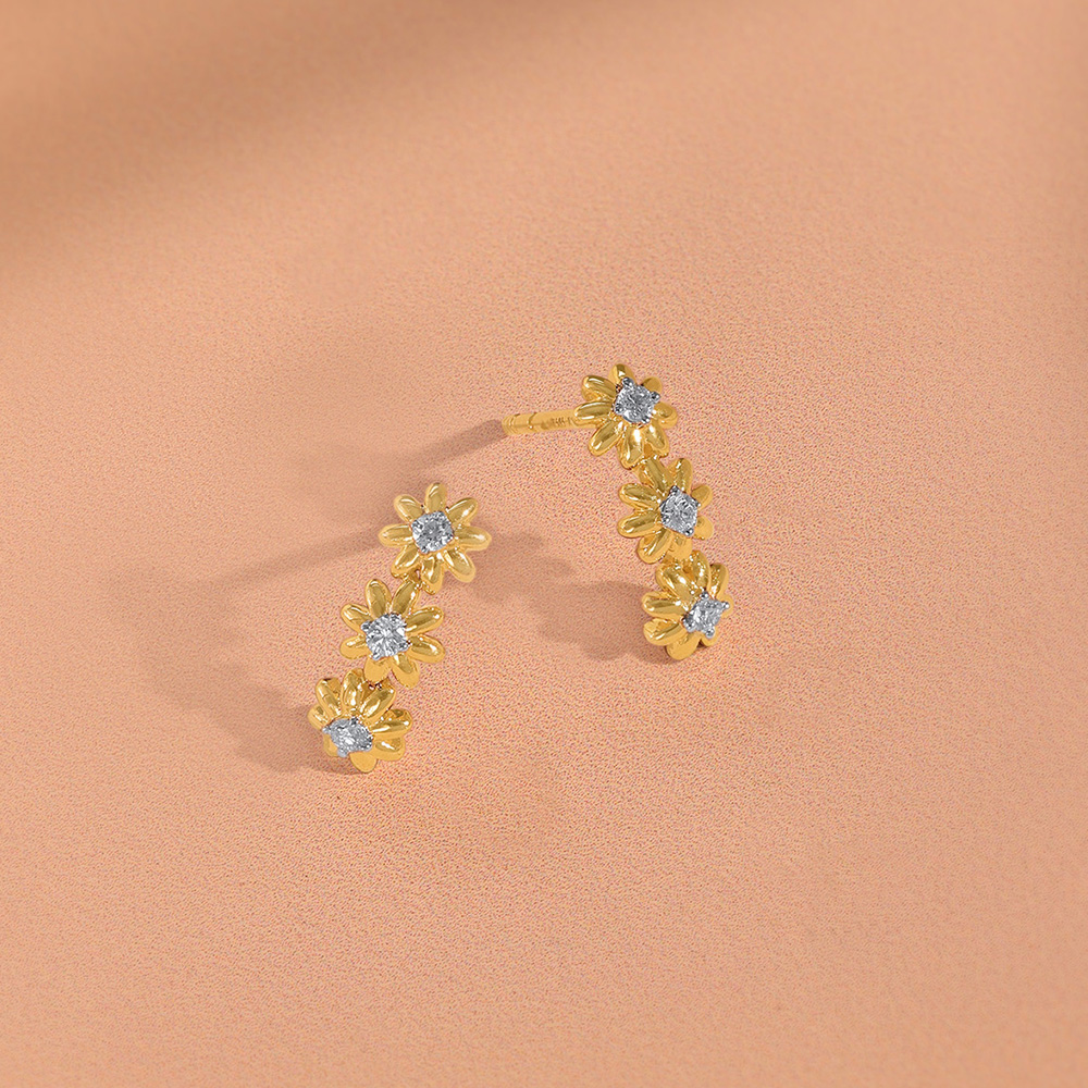 Daisy Trail Diamond Stud Earrings