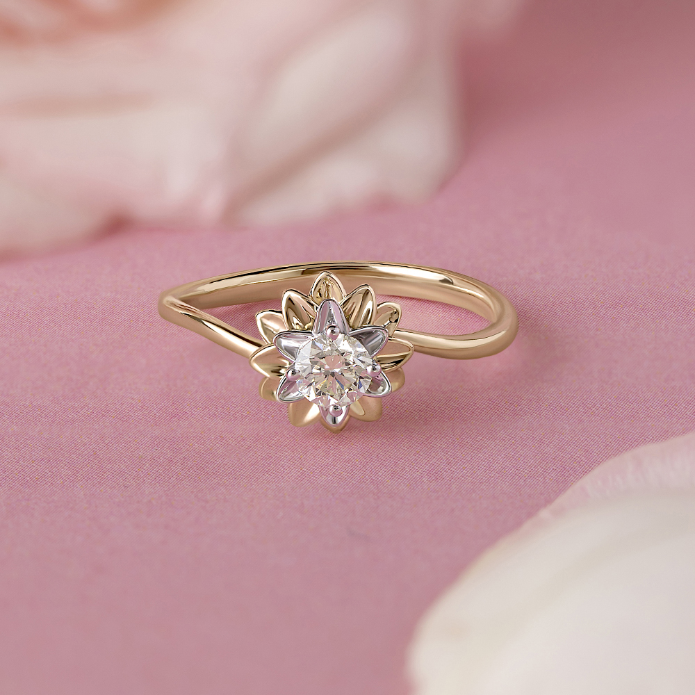 Eternal Bloom 14 kt Gold & Diamond Finger Ring