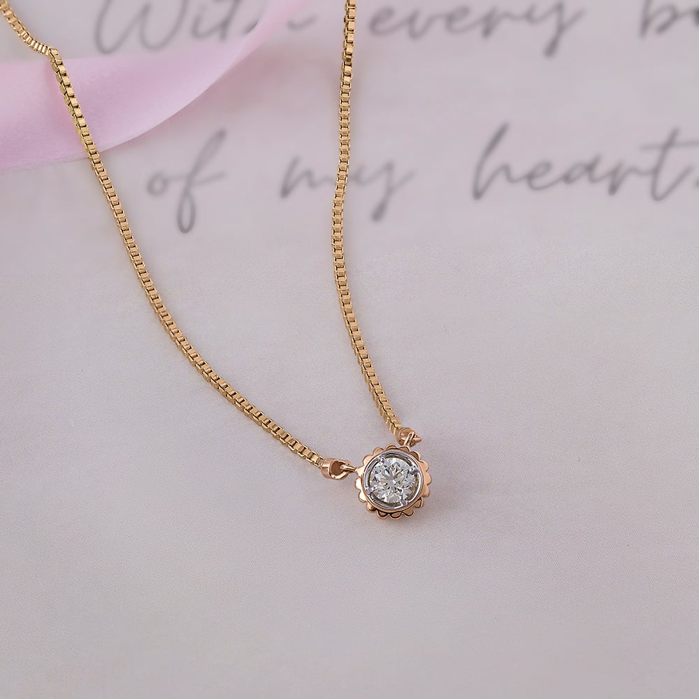 Blooming Beauty 14 kt Gold & Diamond Pendant with Chain