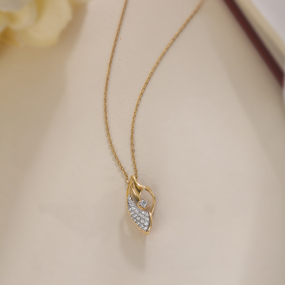 Golden Embrace 14 Kt Gold & Diamond Pendant with Chain
